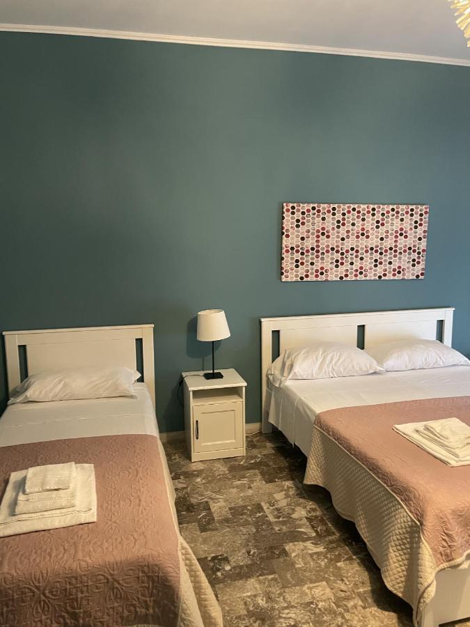 ホテル Interno1 Bari Policlinico エクステリア 写真